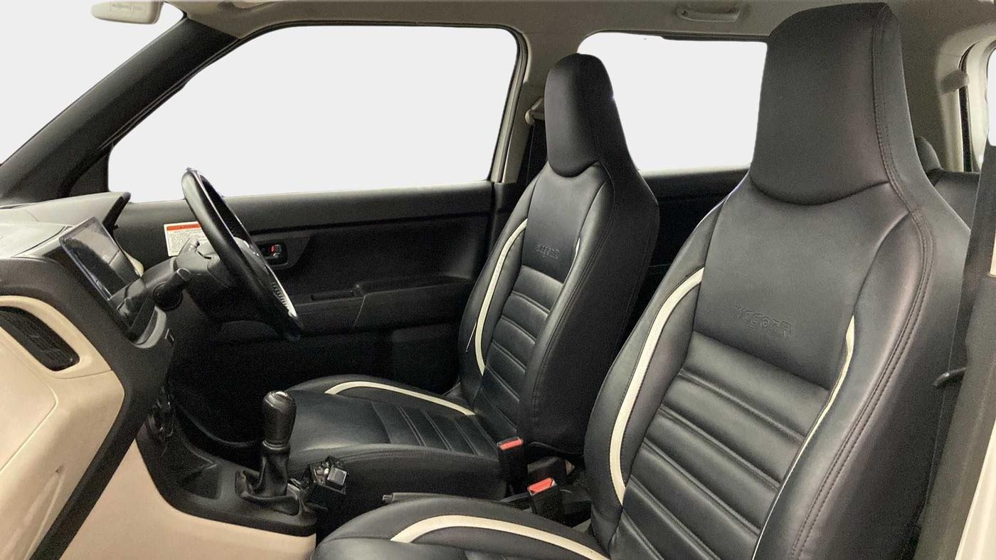 2019 Maruti New Wagon-R LXI CNG (O) 1.0, CNG, Manual, 35,595 km, Right Side Front Door Cabin