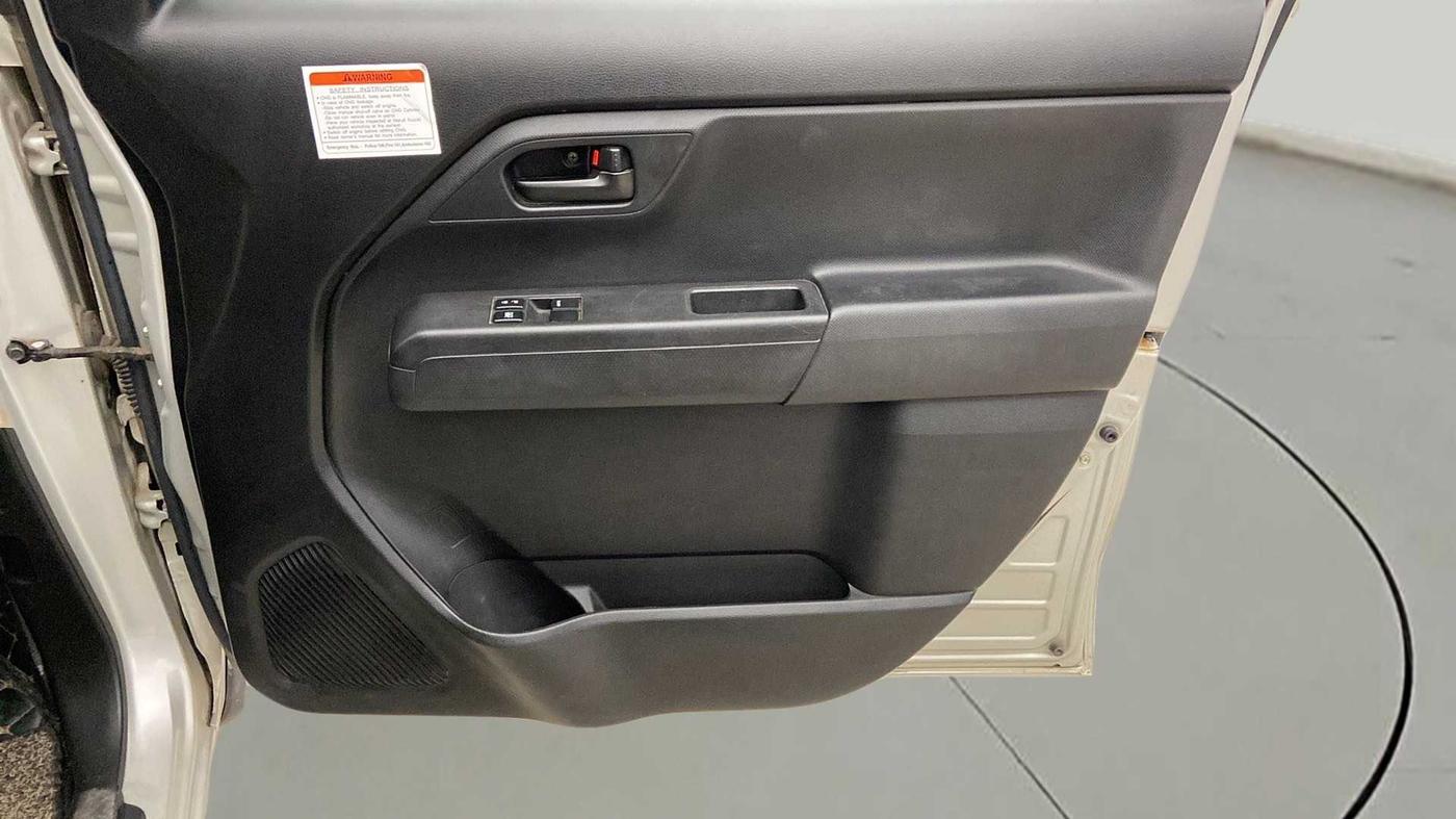 2019 Maruti New Wagon-R LXI CNG (O) 1.0, CNG, Manual, 35,595 km, Driver Side Door Panels Control