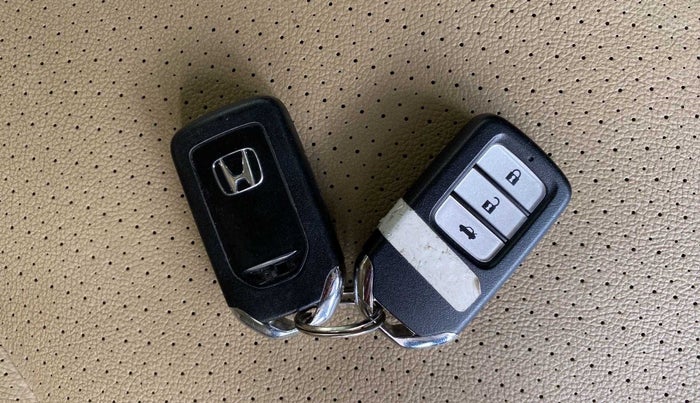 2019 Honda City 1.5L I-VTEC ZX, Petrol, Manual, 21,234 km, Key Close Up