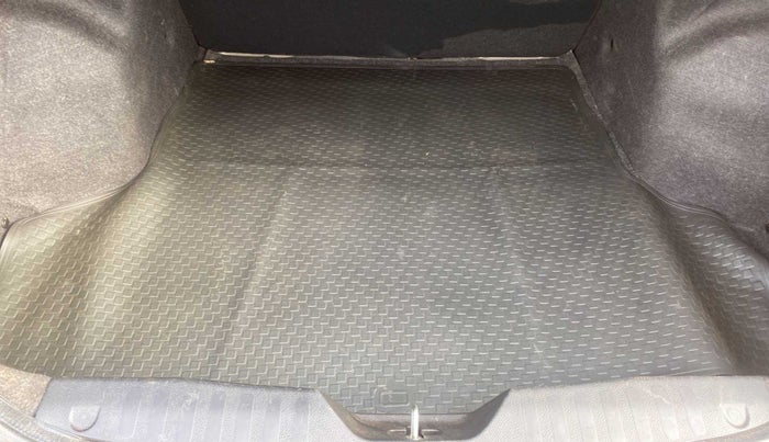 2019 Maruti Ciaz SIGMA 1.5 SHVS MT  PETROL, Petrol, Manual, 12,567 km, Boot Inside