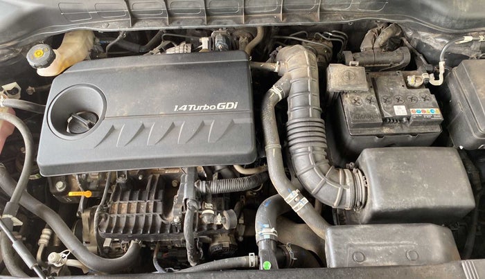 2022 KIA CARENS PRESTIGE PLUS 1.4 PETROL 7 STR, Petrol, Manual, 33,752 km, Open Bonet