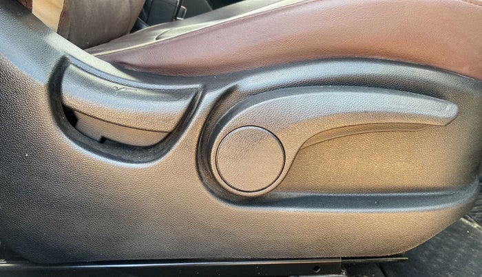 2019 Hyundai Creta SX AT 1.6 PETROL, Petrol, Automatic, 43,671 km, Driver Side Adjustment Panel