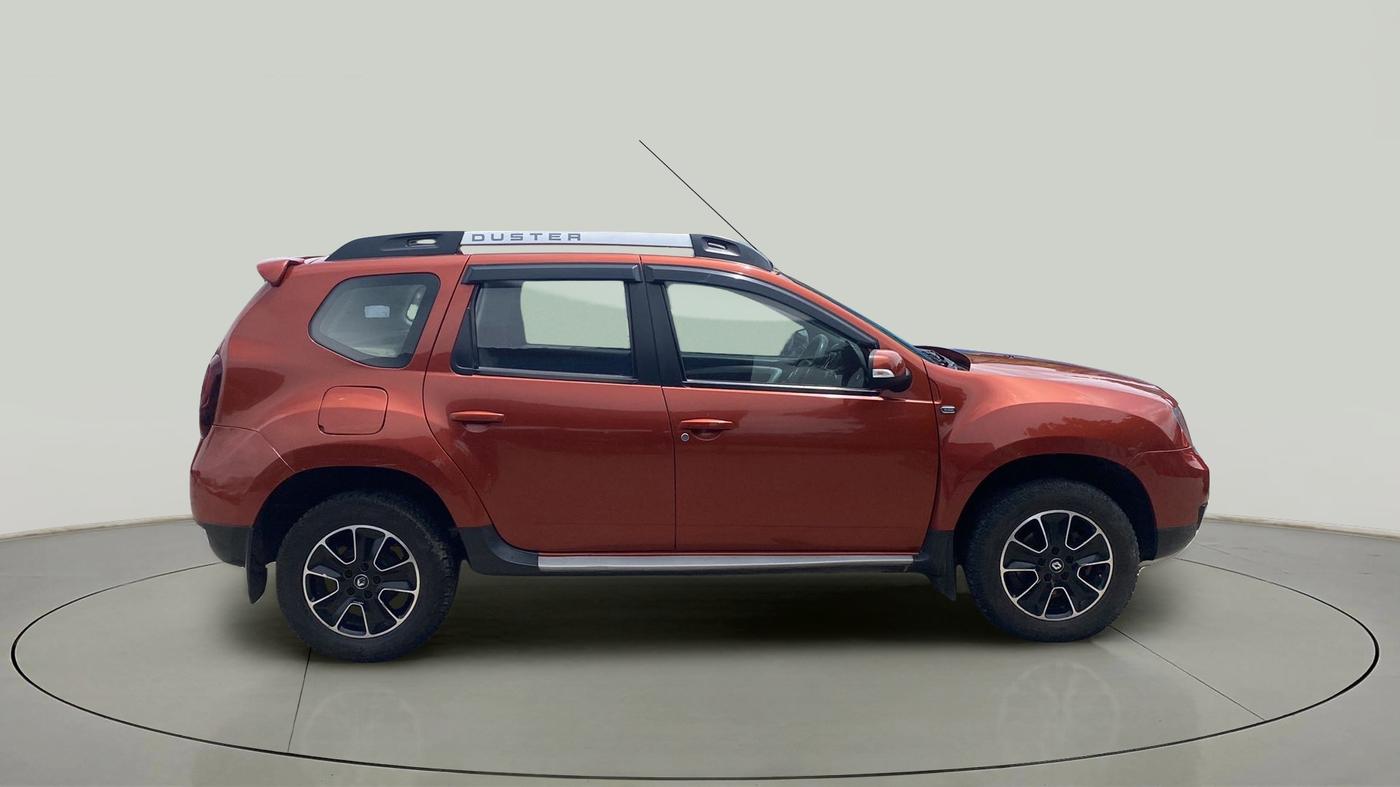 2016 Renault Duster 110 PS RXZ 4X2 AMT DIESEL, Diesel, Automatic, 97,189 km, Right Side
