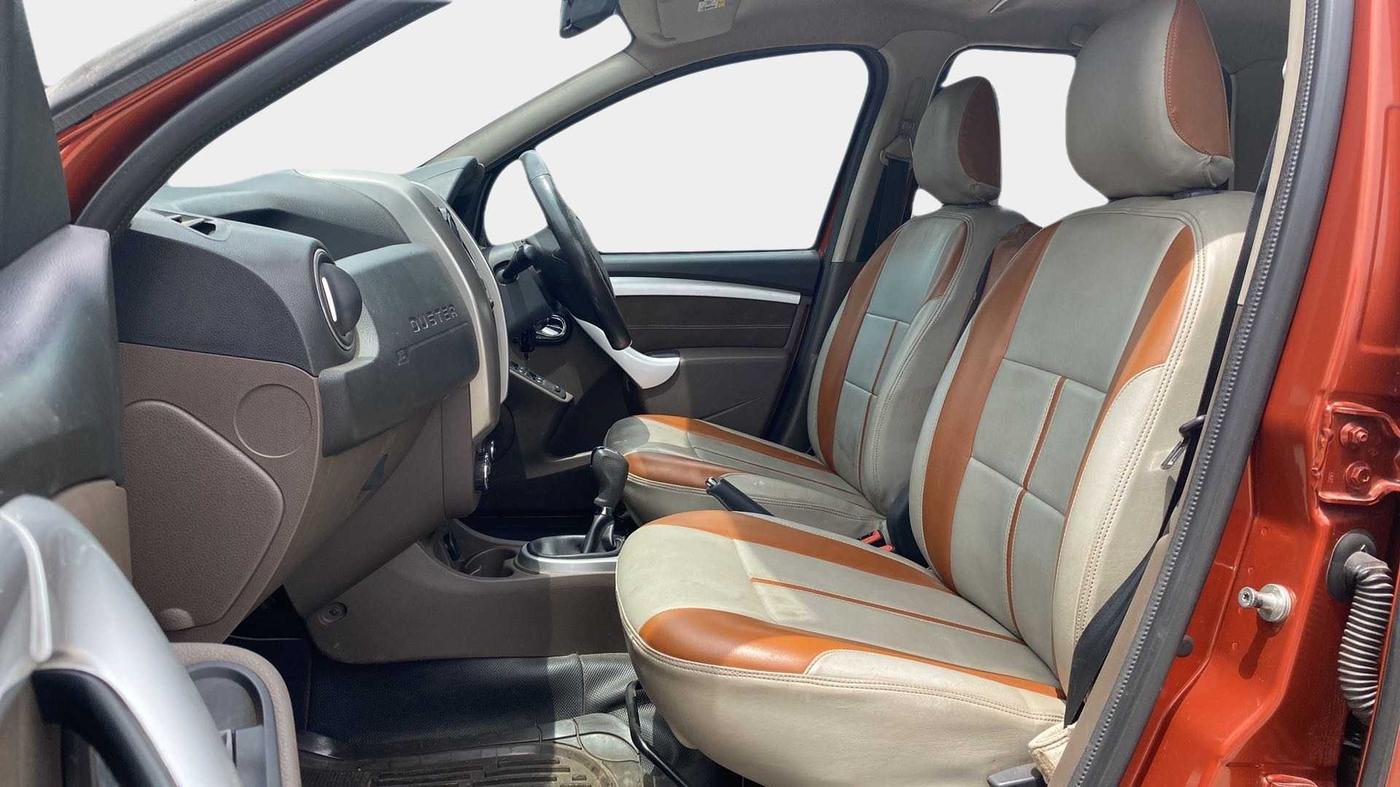 2016 Renault Duster 110 PS RXZ 4X2 AMT DIESEL, Diesel, Automatic, 97,189 km, Right Side Front Door Cabin