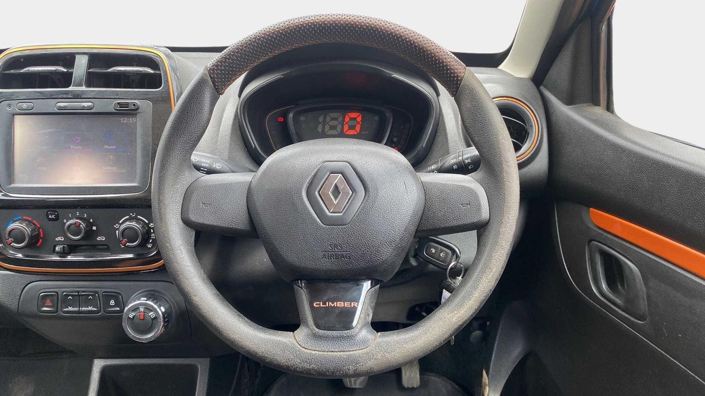 2017 Renault Kwid CLIMBER 1.0 AMT, Petrol, Automatic, 55,810 km, Steering Wheel Close Up