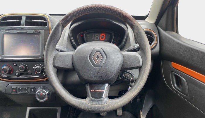 2017 Renault Kwid CLIMBER 1.0 AMT, Petrol, Automatic, 55,810 km, Steering Wheel Close Up