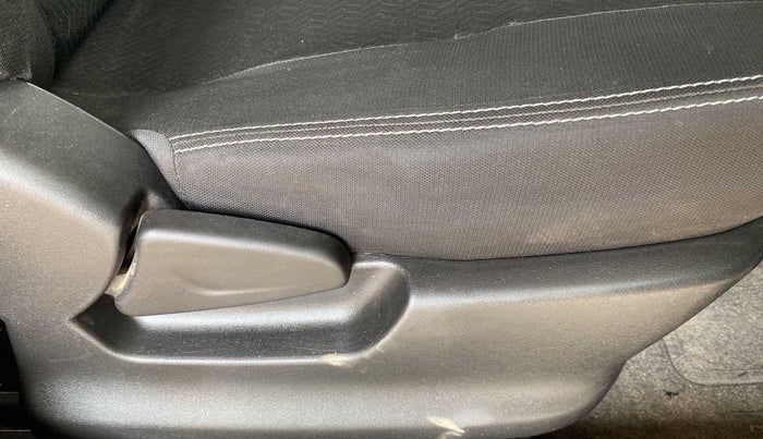 2019 Datsun Redi Go T(O) 1.0 AMT, Petrol, Automatic, 35,689 km, Driver Side Adjustment Panel