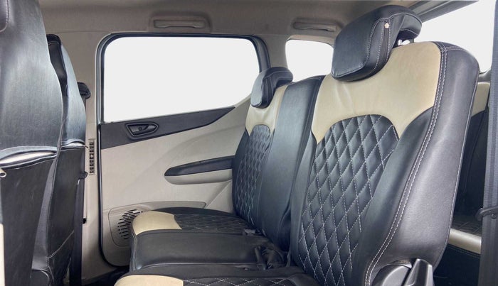 2020 Renault TRIBER RXT, Petrol, Manual, 26,173 km, Right Side Rear Door Cabin