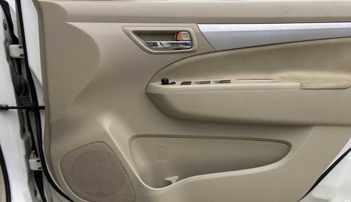 2016 Maruti Ertiga VXI, Petrol, Manual, 84,613 km, Driver Side Door Panels Control