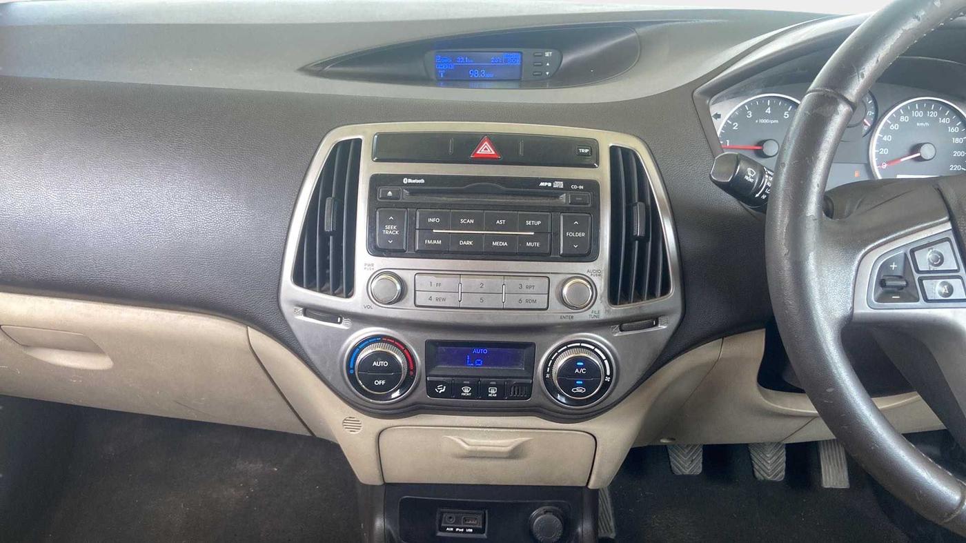 2012 Hyundai i20 SPORTZ 1.2, Petrol, Manual, 41,718 km, Air Conditioner