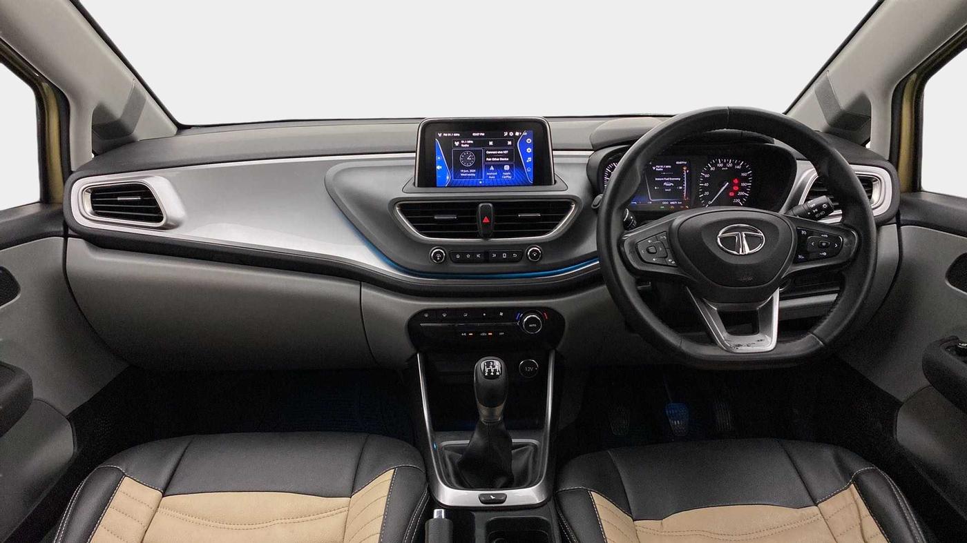 2020 Tata ALTROZ XZ PETROL, Petrol, Manual, 44,602 km, Dashboard