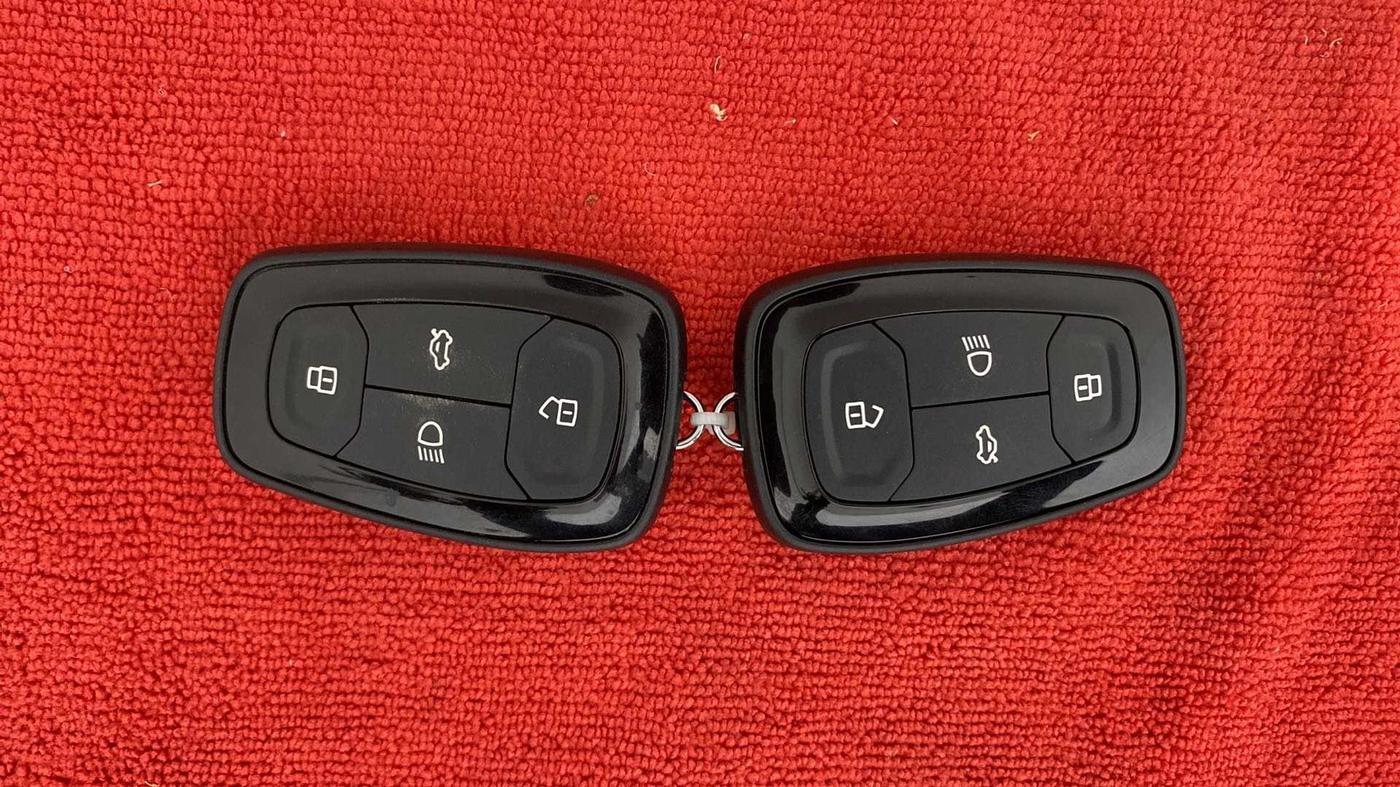 2020 Tata ALTROZ XZ PETROL, Petrol, Manual, 44,602 km, Key Close Up