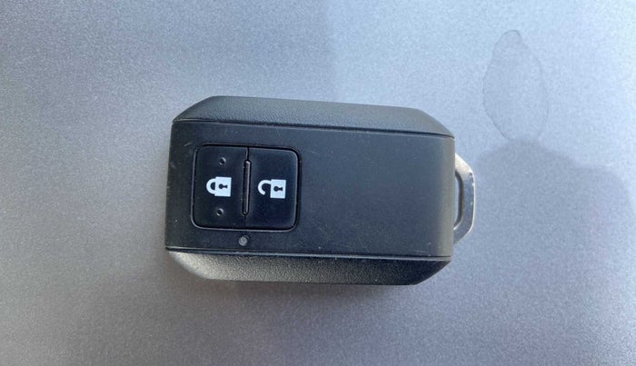 2021 Toyota Glanza G CVT, Petrol, Automatic, 8,430 km, Key Close Up