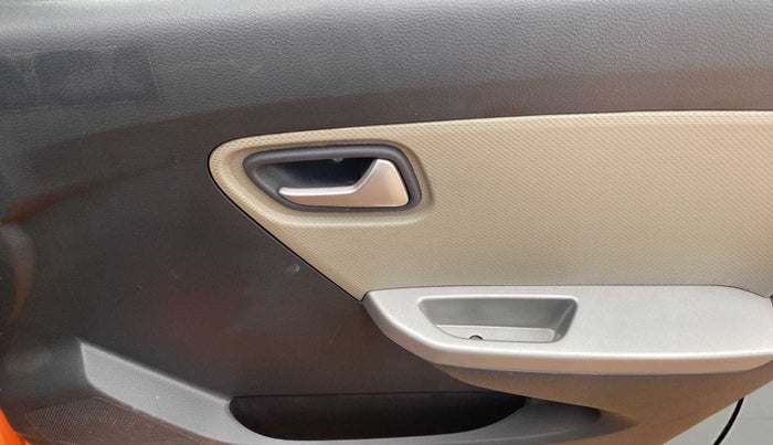 2015 Maruti Alto K10 VXI AMT, Petrol, Automatic, 31,743 km, Driver Side Door Panels Control