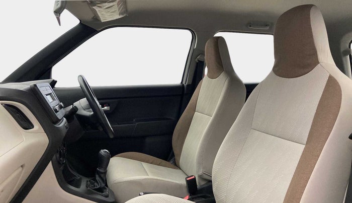 2019 Maruti New Wagon-R VXI 1.2, Petrol, Manual, 19,085 km, Right Side Front Door Cabin