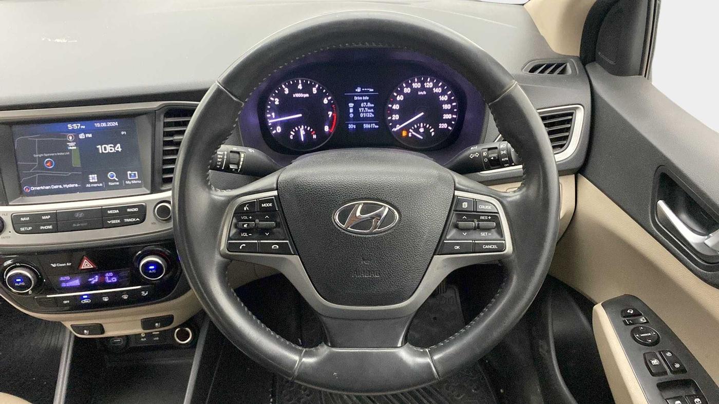 2018 Hyundai Verna 1.6 VTVT SX O, Petrol, Manual, 58,549 km, Steering Wheel Close Up
