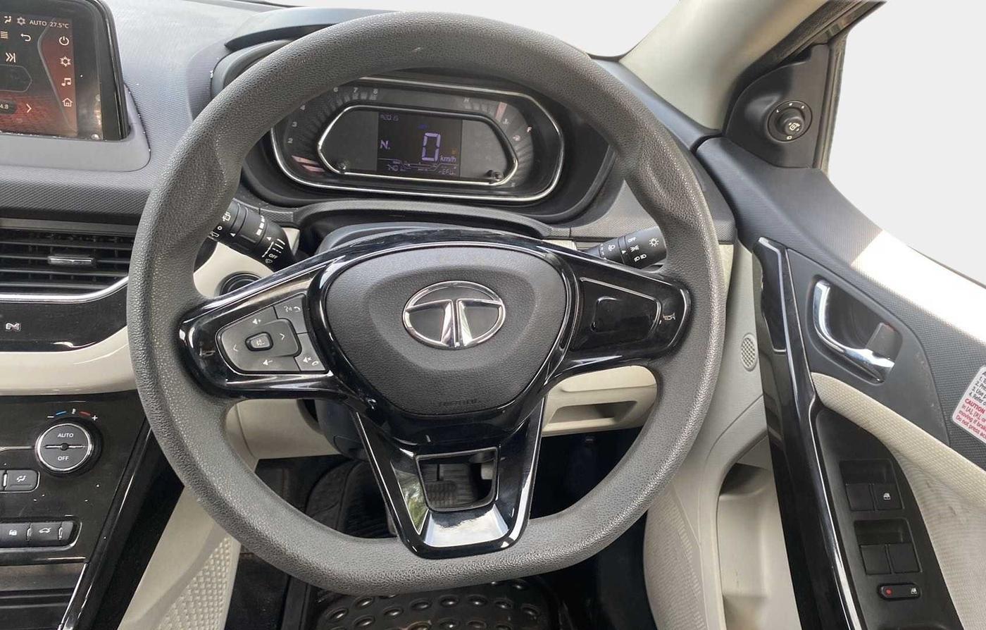 2021 Tata NEXON XZA PLUS PETROL, Petrol, Automatic, 7,358 km, Steering Wheel Close Up