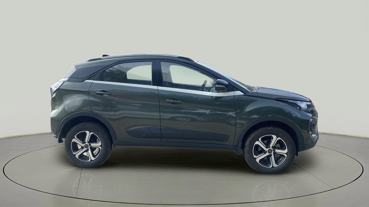 2021 Tata NEXON XZA PLUS PETROL, Petrol, Automatic, 7,358 km, Right Side