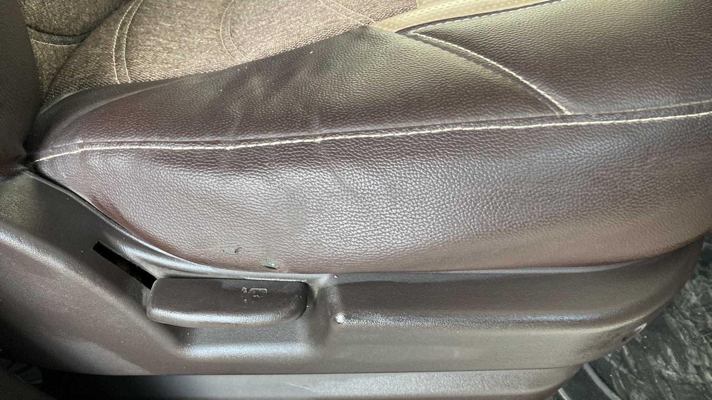 2013 Hyundai Santro Xing GLS PLUS AUDIO, Petrol, Manual, 65,325 km, Driver Side Adjustment Panel