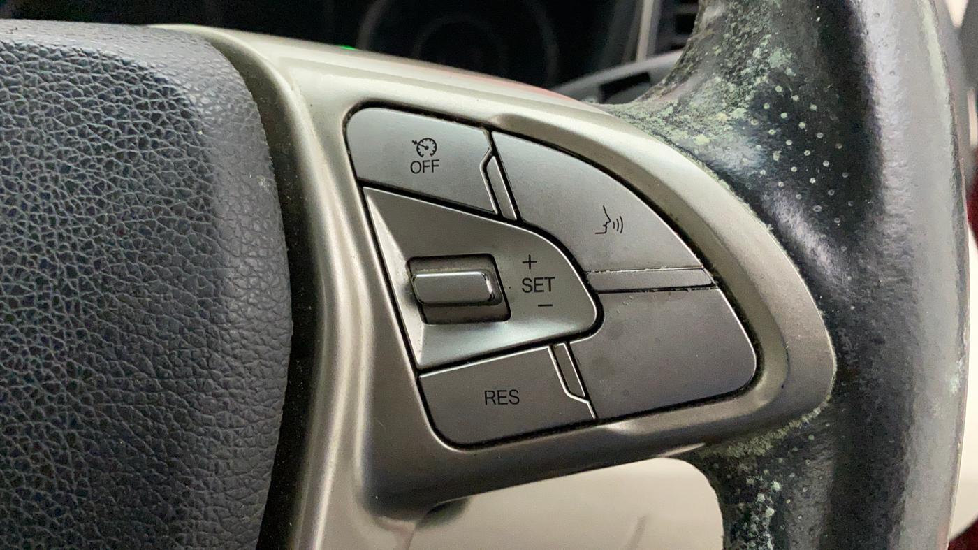 2020 Mahindra XUV300 W8 (O) 1.5 DIESEL, Diesel, Manual, 71,834 km, Adaptive Cruise Control