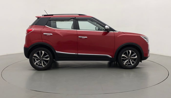2020 Mahindra XUV300 W8 (O) 1.5 DIESEL, Diesel, Manual, 71,834 km, Right Side