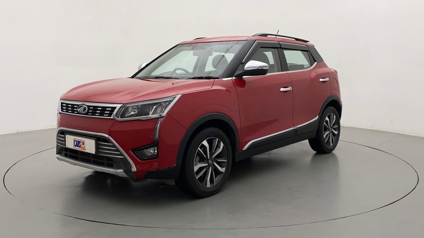 2020 Mahindra XUV300 W8 (O) 1.5 DIESEL, Diesel, Manual, 71,834 km, Left Front Diagonal