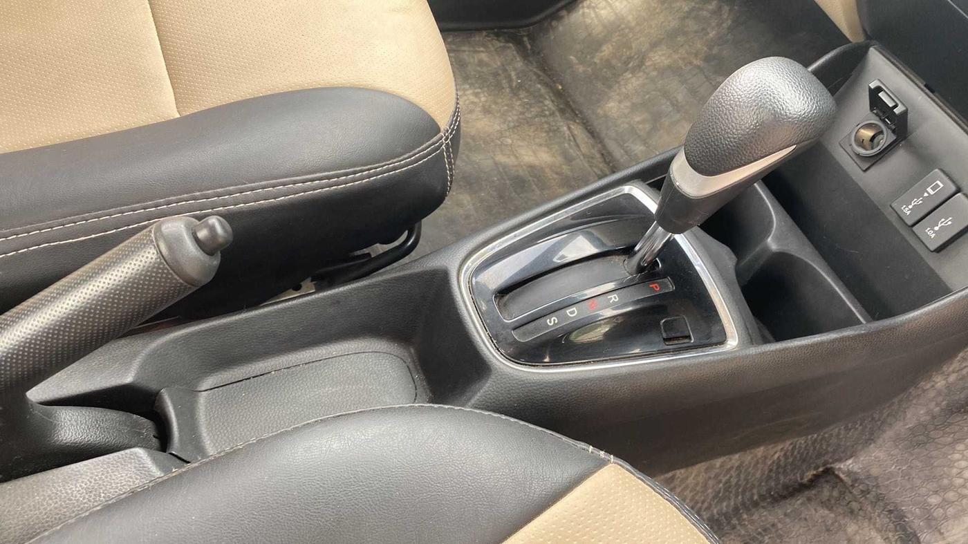 2021 Honda Amaze 1.2L I-VTEC VX CVT, Petrol, Automatic, 18,407 km, Gear Lever