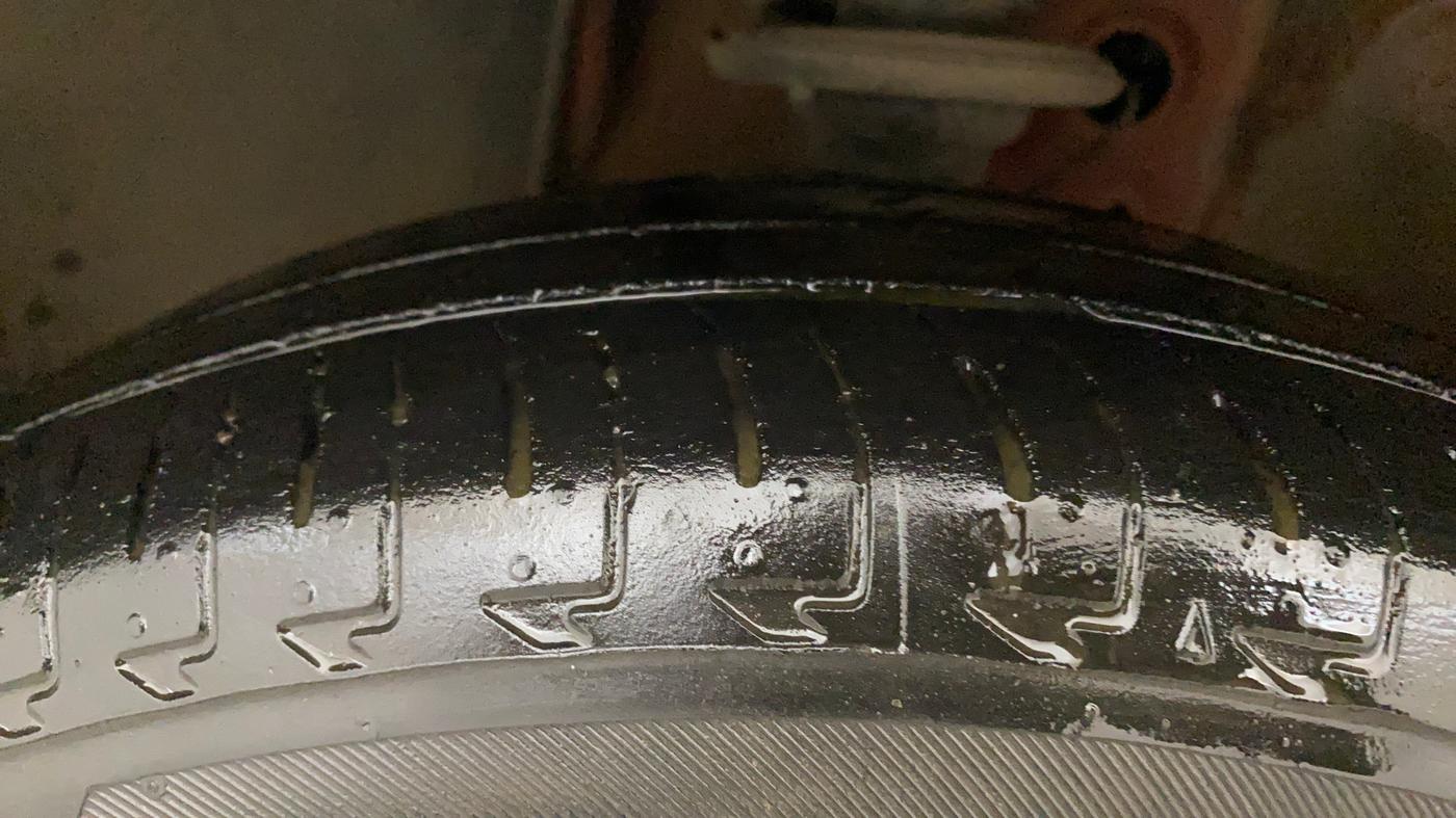 2021 Maruti IGNIS ZETA 1.2 AMT, Petrol, Automatic, 45,413 km, Left Front Tyre Tread