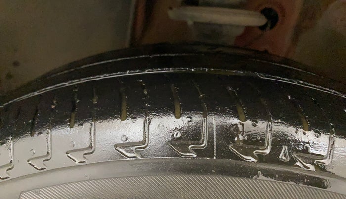 2021 Maruti IGNIS ZETA 1.2 AMT, Petrol, Automatic, 45,413 km, Left Front Tyre Tread