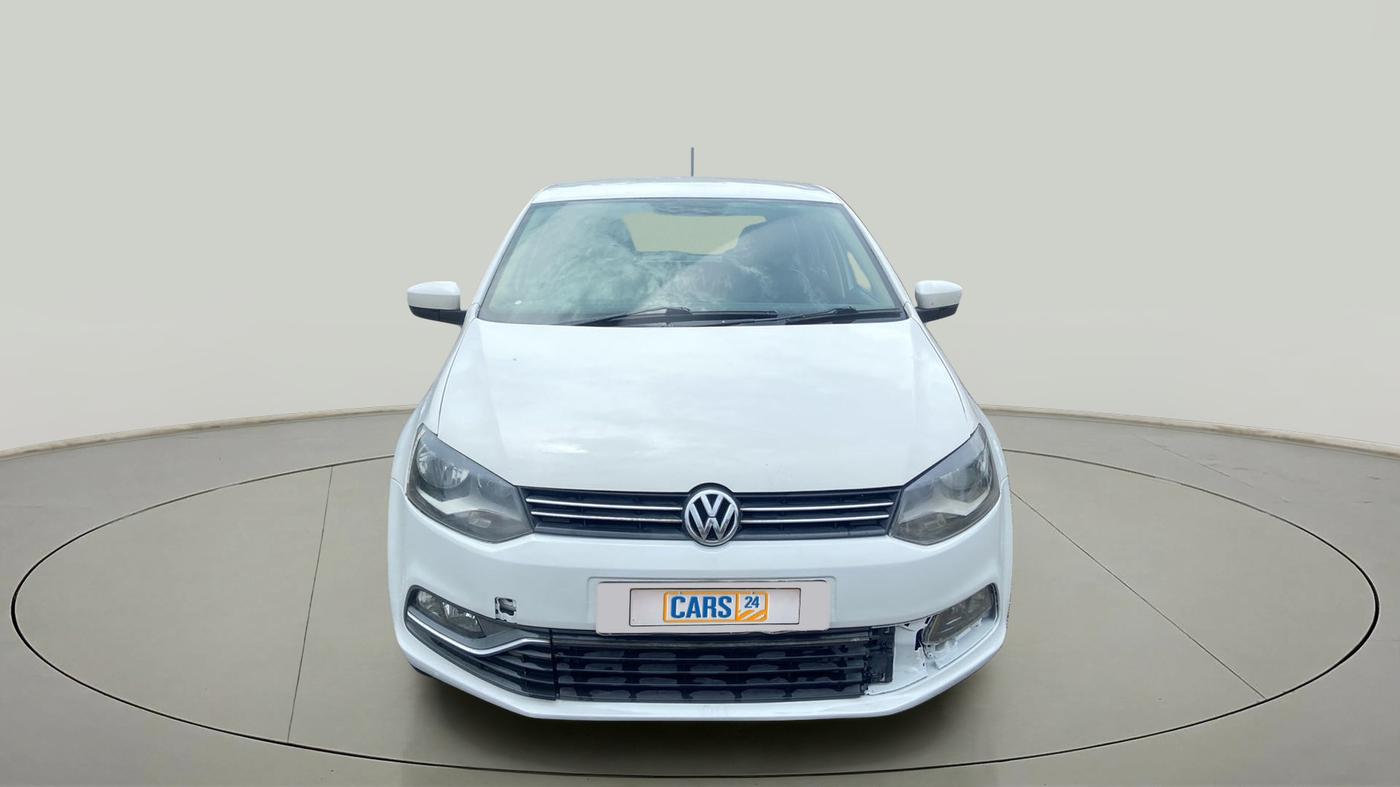 2015 Volkswagen Polo HIGHLINE1.2L, Petrol, Manual, 97,914 km, Front