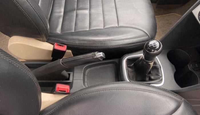 2015 Volkswagen Polo HIGHLINE1.2L, Petrol, Manual, 97,914 km, Gear Lever