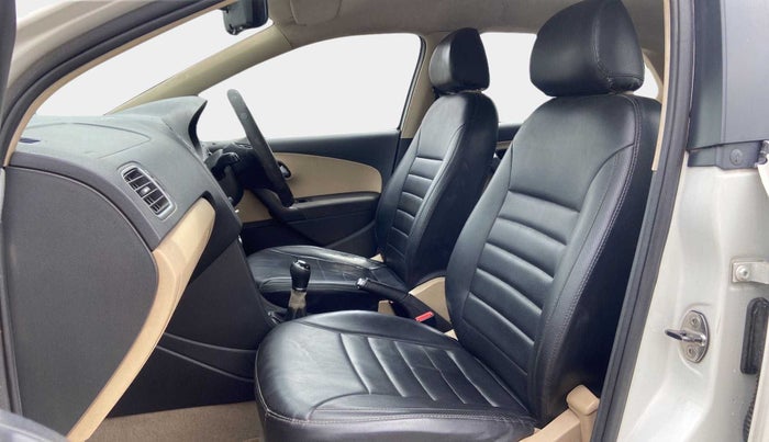 2015 Volkswagen Polo HIGHLINE1.2L, Petrol, Manual, 97,914 km, Right Side Front Door Cabin