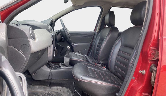 2014 Renault Duster 85 PS RXE DIESEL, Diesel, Manual, 90,956 km, Right Side Front Door Cabin
