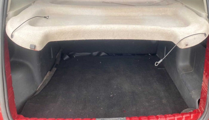 2014 Renault Duster 85 PS RXE DIESEL, Diesel, Manual, 90,956 km, Boot Inside