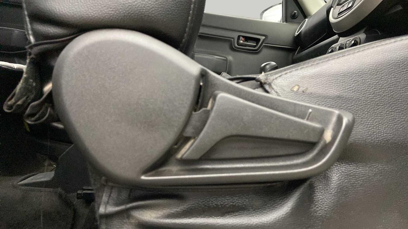 2021 Maruti S PRESSO VXI PLUS AMT, Petrol, Automatic, 27,286 km, Driver Side Adjustment Panel