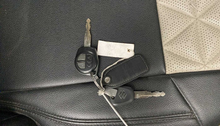 2021 Maruti S PRESSO VXI PLUS AMT, Petrol, Automatic, 27,286 km, Key Close Up