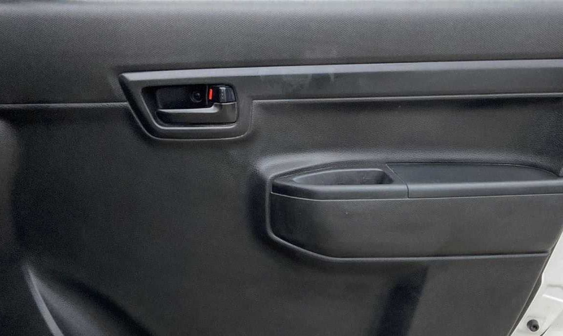 2021 Maruti S PRESSO VXI PLUS AMT, Petrol, Automatic, 27,286 km, Driver Side Door Panels Control
