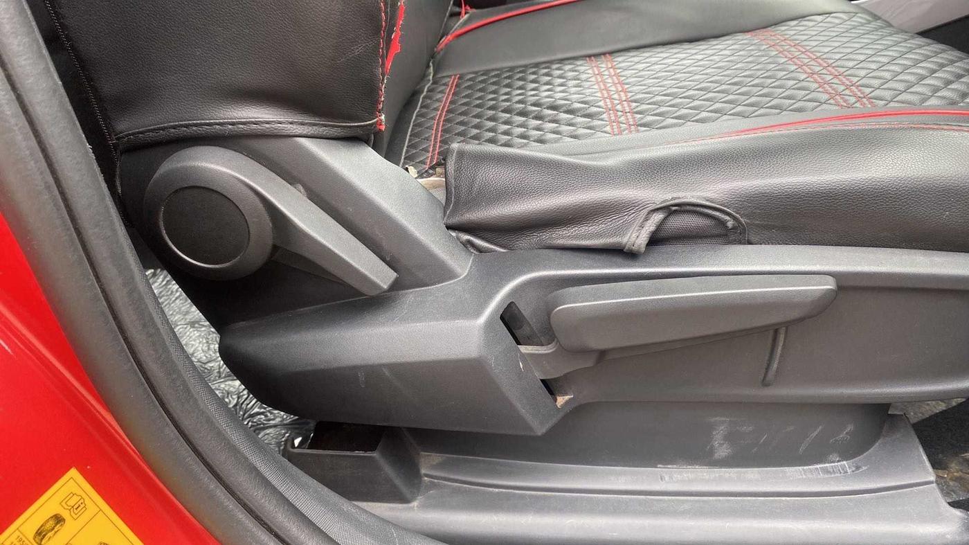 2021 Tata ALTROZ XZ PETROL, Petrol, Manual, 25,999 km, Driver Side Adjustment Panel