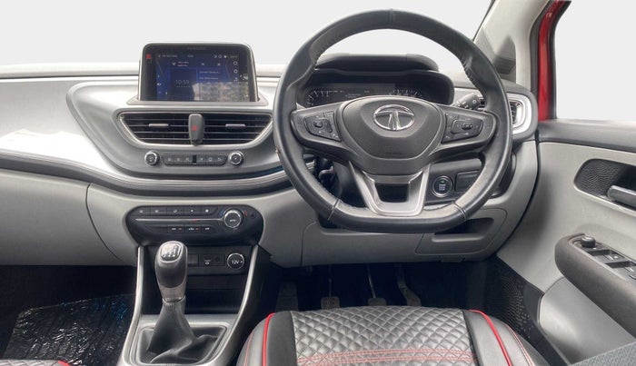 2021 Tata ALTROZ XZ PETROL, Petrol, Manual, 25,999 km, Steering Wheel Close Up