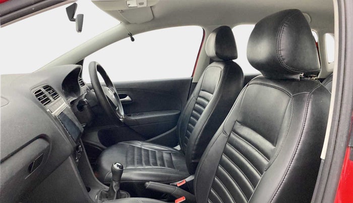 2018 Volkswagen Polo COMFORTLINE 1.2L, Petrol, Manual, 76,312 km, Right Side Front Door Cabin