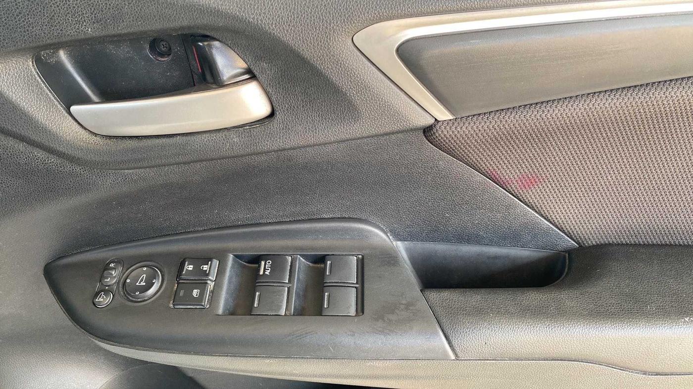 2021 Honda WR-V 1.2L I-VTEC VX MT, Petrol, Manual, 38,757 km, Driver Side Door Panels Control