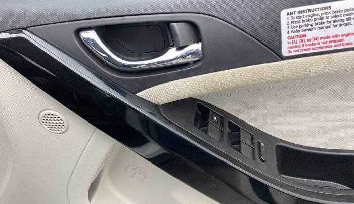 2021 Tata NEXON XZA PLUS (O) PETROL, Petrol, Automatic, 24,019 km, Driver Side Door Panels Control