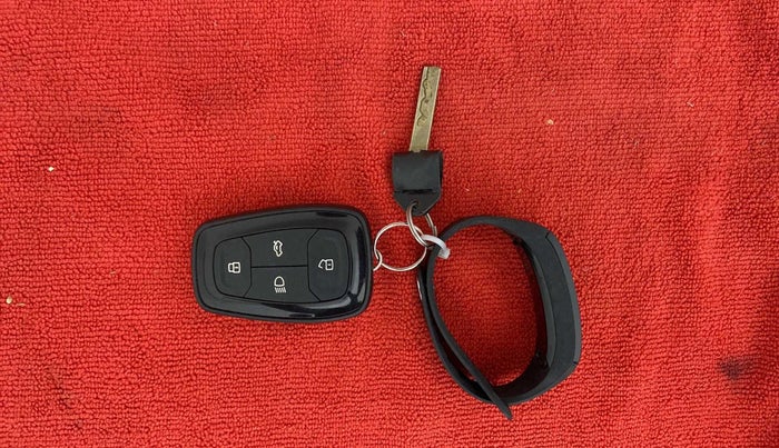 2021 Tata NEXON XZA PLUS (O) PETROL, Petrol, Automatic, 24,019 km, Key Close Up