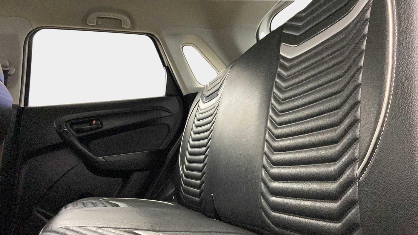 2021 Maruti Vitara Brezza LXI, Petrol, Manual, 47,897 km, Right Side Rear Door Cabin
