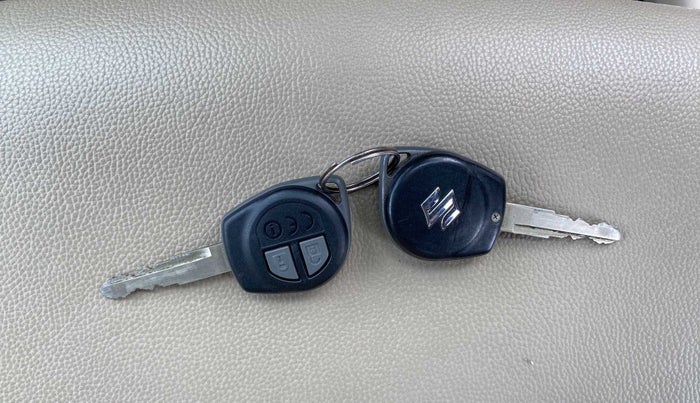 2018 Maruti Dzire VXI, Petrol, Manual, 44,464 km, Key Close Up