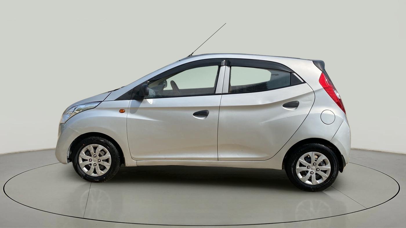 2016 Hyundai Eon MAGNA +, Petrol, Manual, 88,664 km, Left Side