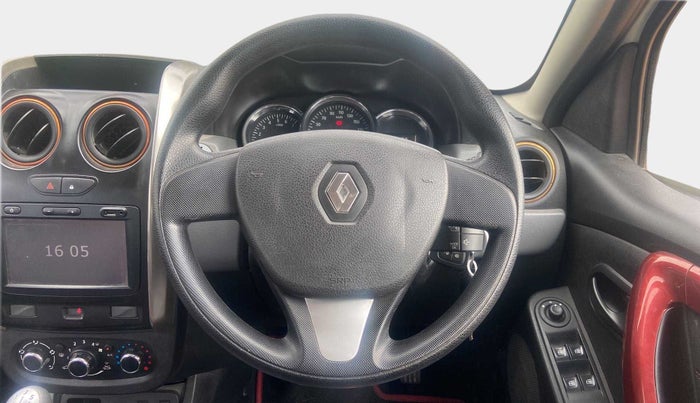 2018 Renault Duster 85 PS RXS MT DIESEL, Diesel, Manual, 29,232 km, Steering Wheel Close Up