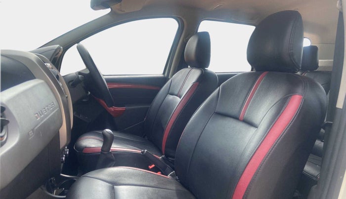 2018 Renault Duster 85 PS RXS MT DIESEL, Diesel, Manual, 29,232 km, Right Side Front Door Cabin