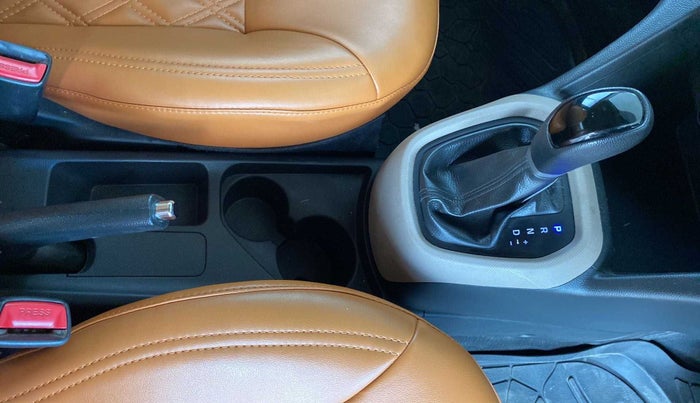 2018 Hyundai Grand i10 SPORTZ AT 1.2 KAPPA VTVT, Petrol, Automatic, 46,689 km, Gear Lever
