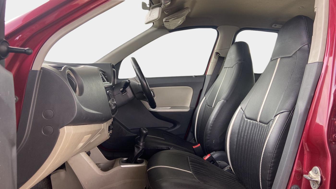 2018 Maruti Alto K10 VXI, Petrol, Manual, 76,647 km, Right Side Front Door Cabin